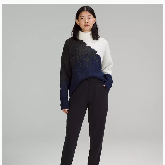 Lululemon Ombre Knit Textured Turtleneck - Size 12 - Picture 2 of 10